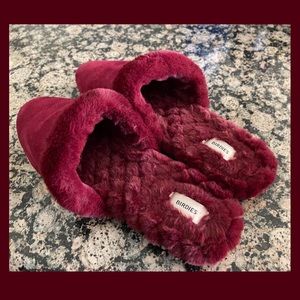 BIRDIES red merlot faux fur slippers size 7.5 The Songbird style